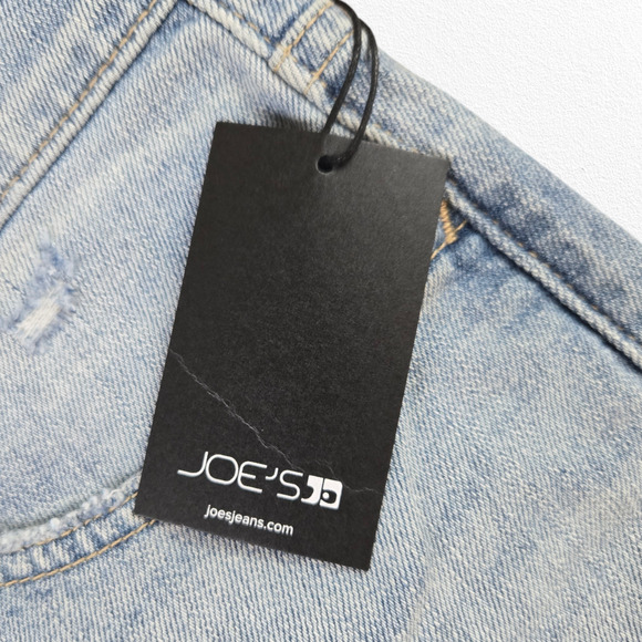 Joe's Jeans Light Wash Distressed Tomboy Slim Ankle Crop Straight Jeans Size 31 - Picture 6 of 13